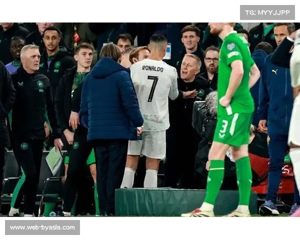 前西甲裁判回忆当年罚下C罗后遭皇马高层干预经历